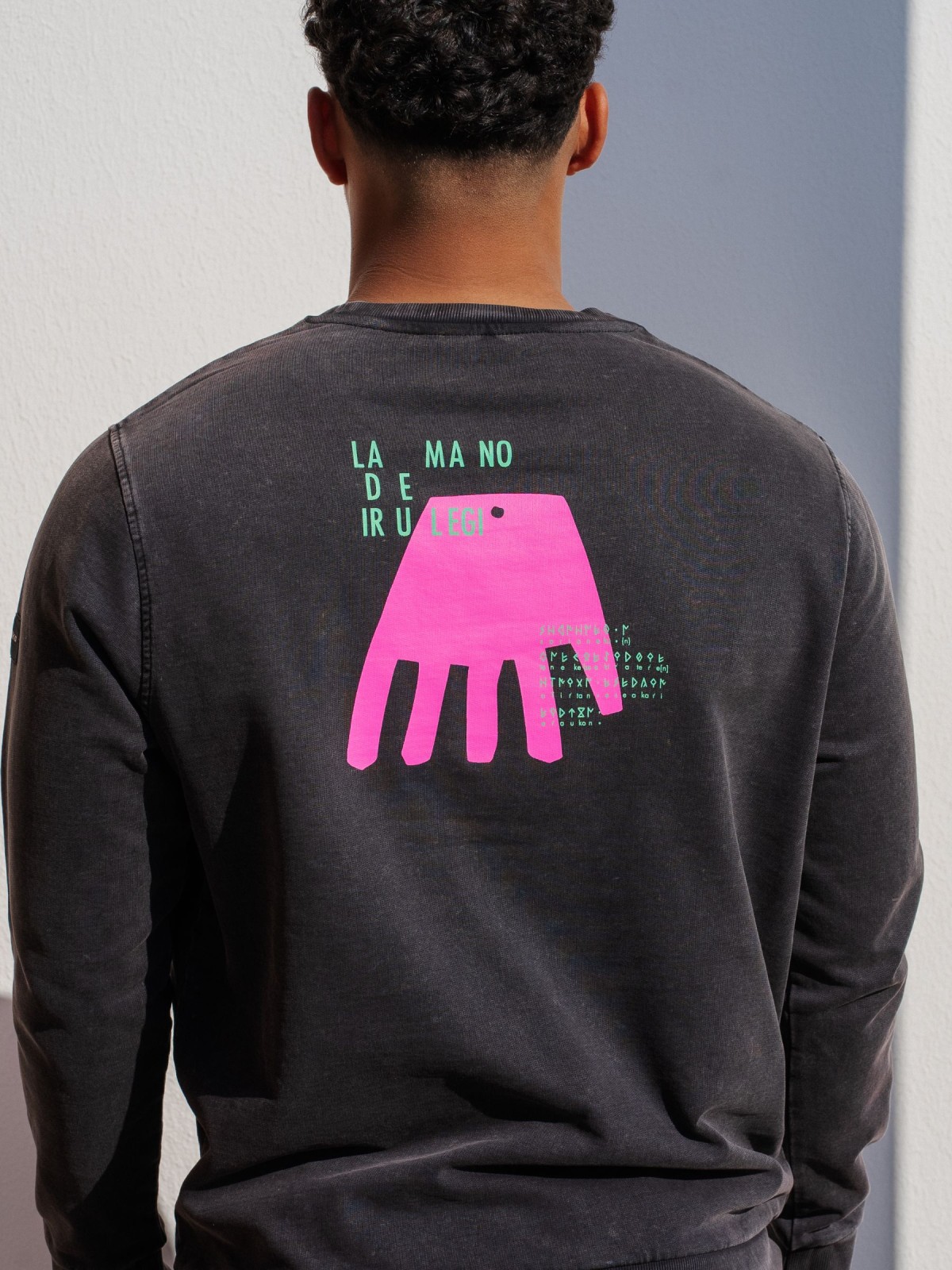 SWEAT LA MANO DE IRULEGUI