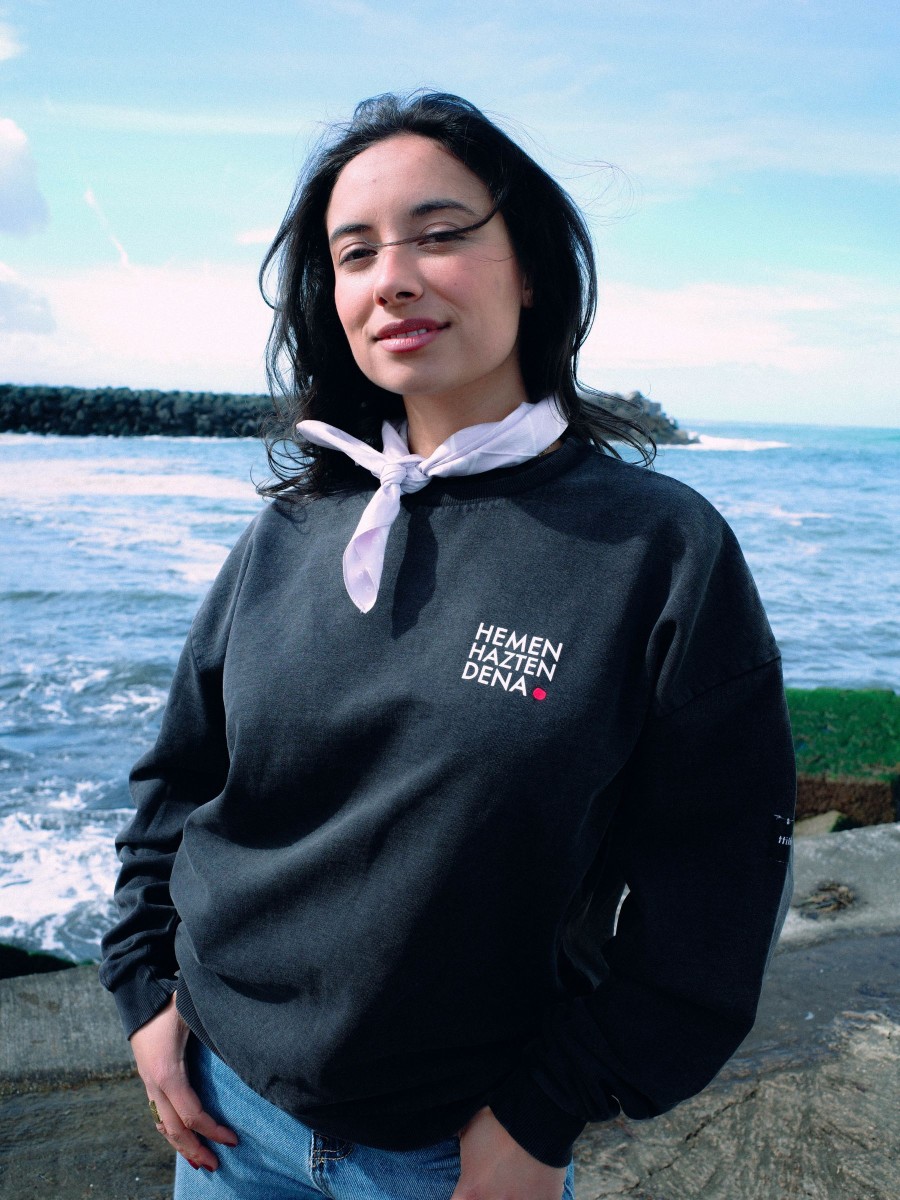 SWEAT HEMEN HAZTEN DENA, ce qui pousse ici