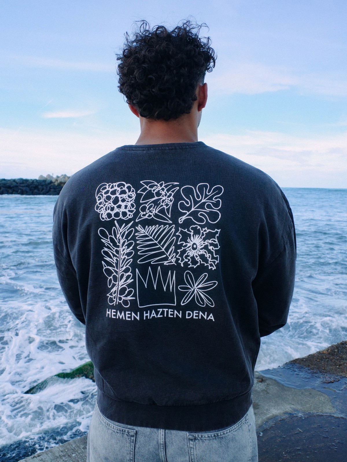 SWEAT HEMEN HAZTEN DENA, ce qui pousse ici